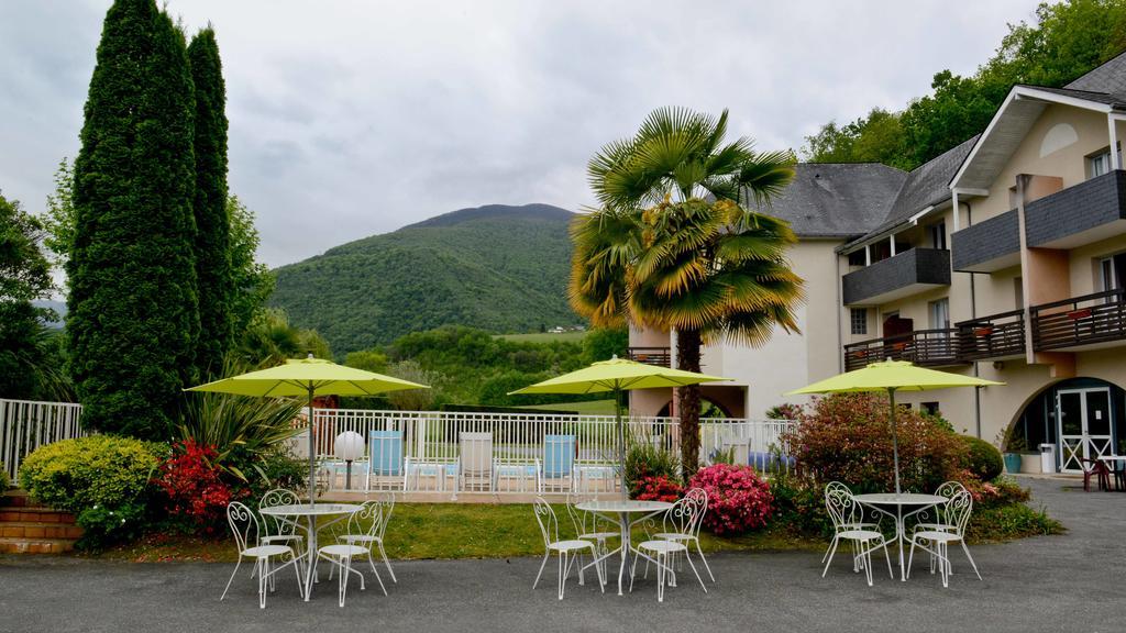 Logis Le Vieux Logis Hotel Lestelle-Bétharram Exterior foto
